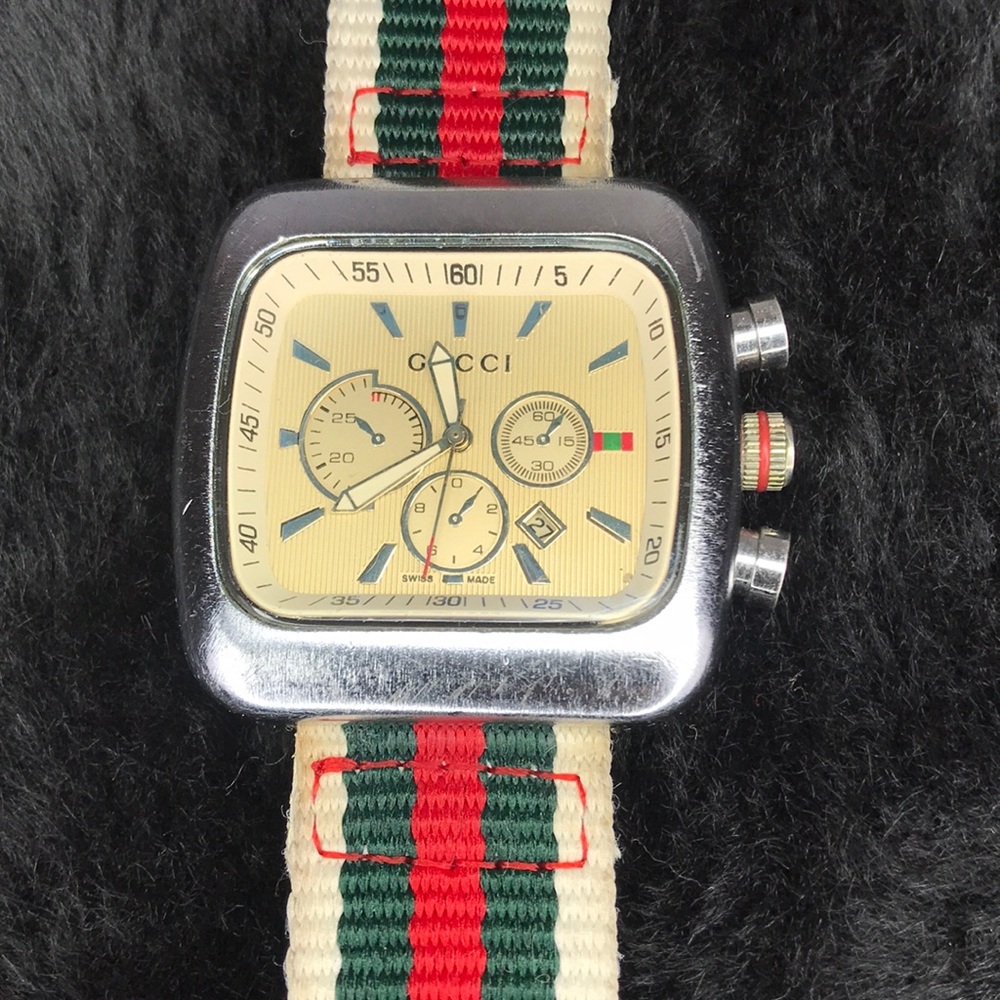 Vtg  Gucci  coupe  chronograph quartz watch